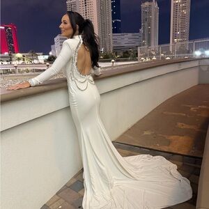 Albina Dyla Size 4 Gown